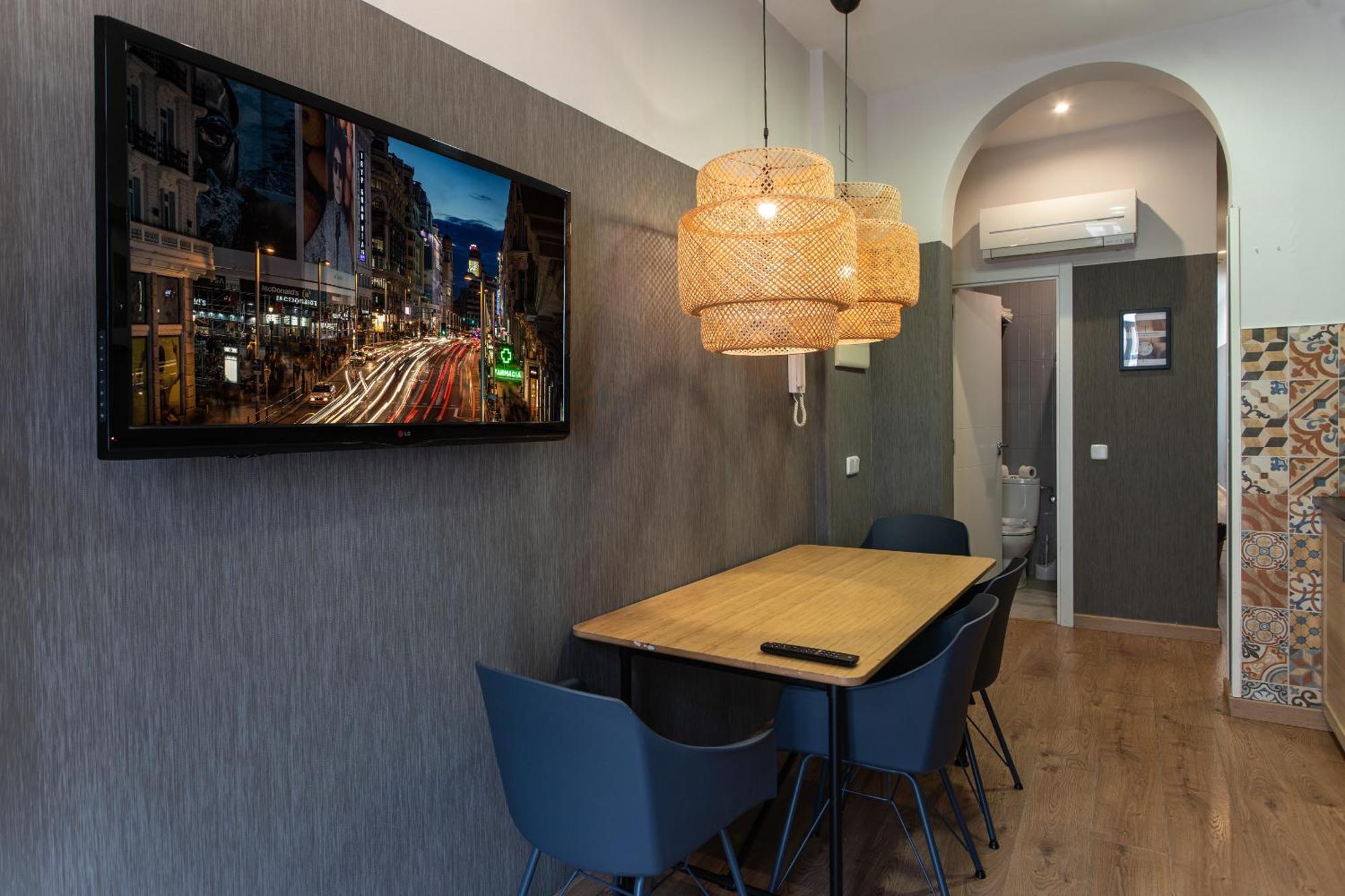 Suites You Zinc Madrid Exterior photo